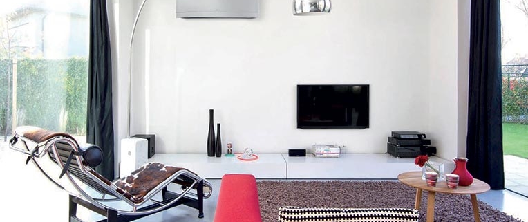 Reversible air conditioning: Wall mounted